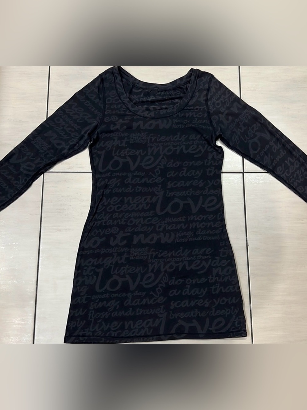 Lululemon Daily Practice See Love Manifesto Burnout Long Sleeve Sz 2 Rare - Picture 3 of 6